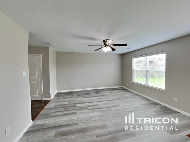 2503 Regatta Ln in La Marque, TX - Building Photo - Building Photo
