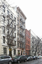 246 West 22nd Street in New York, NY - Foto de edificio - Building Photo