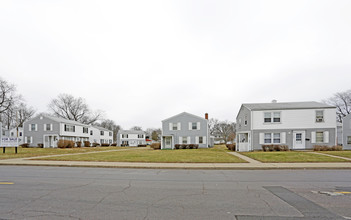 Glen Oak Manor in Peoria, IL - Building Photo - Building Photo