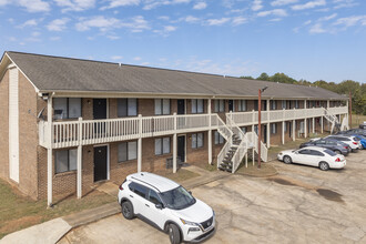 Torrance Apartments in Huntsville, AL - Foto de edificio - Building Photo