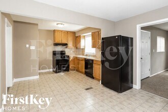 1290 Washington St in Florissant, MO - Building Photo - Building Photo