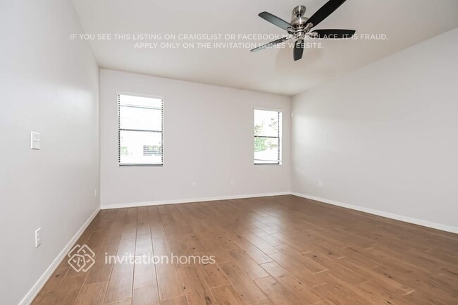 2708 Garden Falls Dr in Brandon, FL - Building Photo - Building Photo