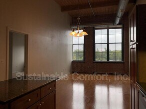 160 Fremont St in Worcester, MA - Building Photo - Building Photo