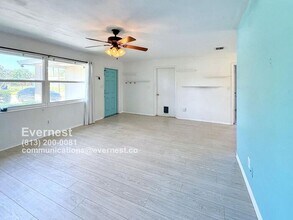 105 S Fernwood Ave in Clearwater, FL - Building Photo - Building Photo