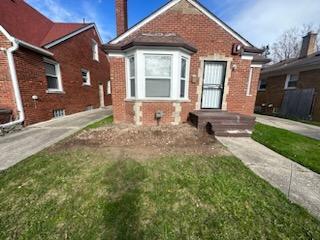 property at 17238 Shaftsbury Ave