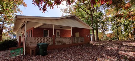 1133 Evans Rd in Cary, NC - Foto de edificio - Building Photo