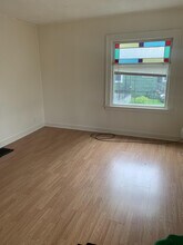 194 W 8th St in Oswego, NY - Building Photo - Building Photo