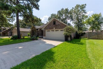12909 Victoria Regina Dr in Montgomery, TX - Building Photo - Building Photo