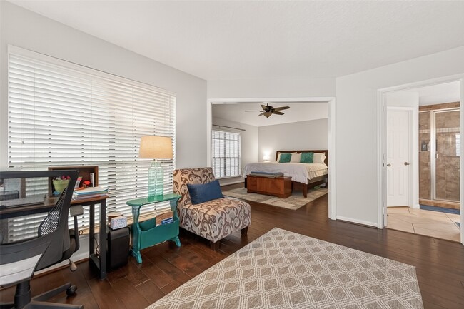 property at 18526 Fawn Run Ln