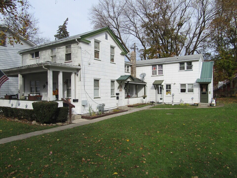 5 Church St in Dansville, NY - Foto de edificio