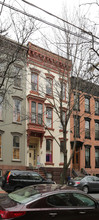 145 Lancaster St in Albany, NY - Foto de edificio - Building Photo