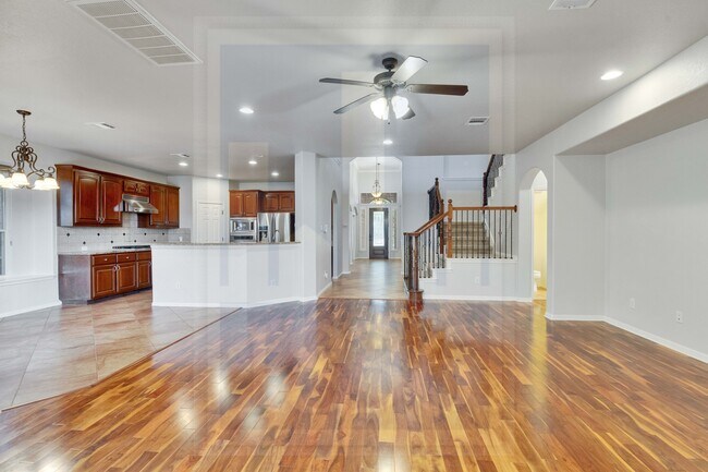 5917 Sunset Ridge in Austin, TX - Building Photo - Building Photo