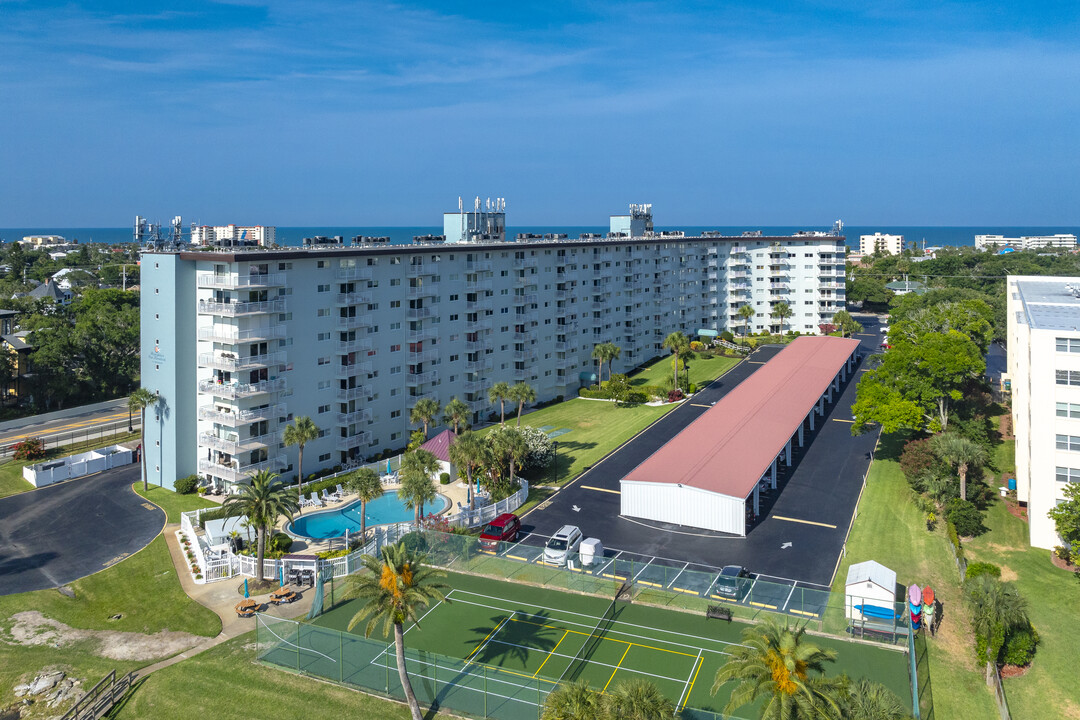 Riverplace One Hundred in Daytona Beach, FL - Building Photo