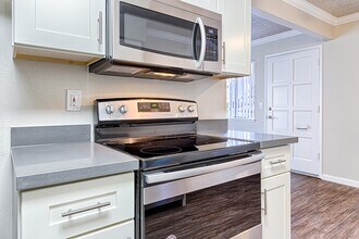 Spring Lake Apartments in Santa Rosa, CA - Building Photo - Building Photo