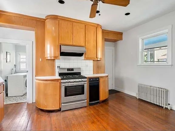 11 Dorset St in Boston, MA - Building Photo