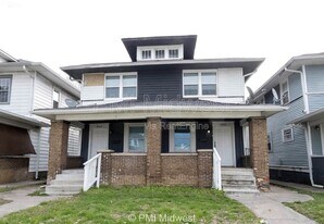 3413 N Capitol Ave in Indianapolis, IN - Building Photo