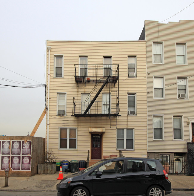 31 Withers St in Brooklyn, NY - Building Photo - Building Photo