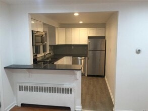 33 Sherman Ave in Bethpage, NY - Building Photo - Building Photo