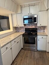 718 N 18th St, Unit Unit4 in Fort Smith, AR - Building Photo - Building Photo
