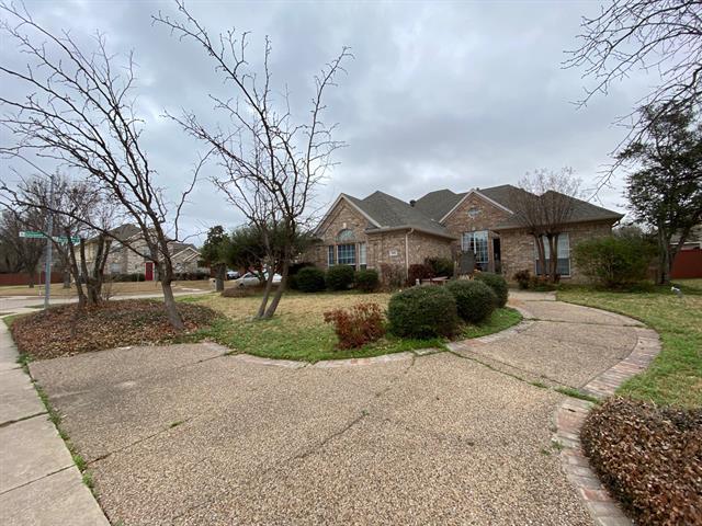 property at 200 Hawthorne Dr