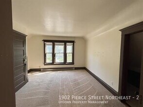 1902 Pierce St NE in Minneapolis, MN - Building Photo - Building Photo