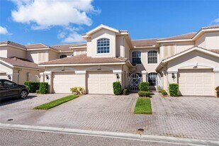 6989 Prosperity Cir in Sarasota, FL - Building Photo