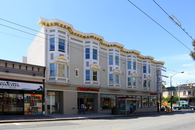 Haight & Fillmore Apartments in San Francisco, CA - Foto de edificio - Building Photo