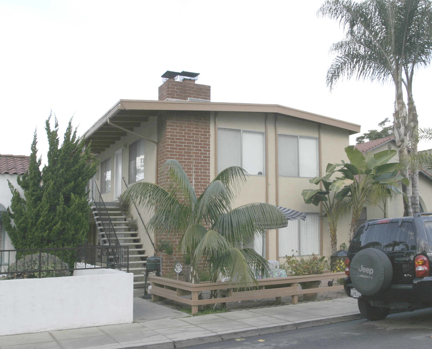 55 Prospect Ave in Long Beach, CA - Building Photo