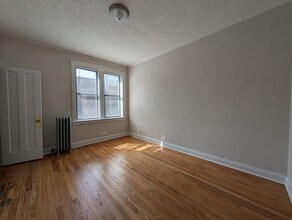 1544 N Kedzie Ave, Unit 1540-3M in Chicago, IL - Building Photo - Building Photo