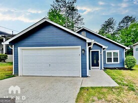 5801 Meadowview Rd in Rex, GA - Building Photo