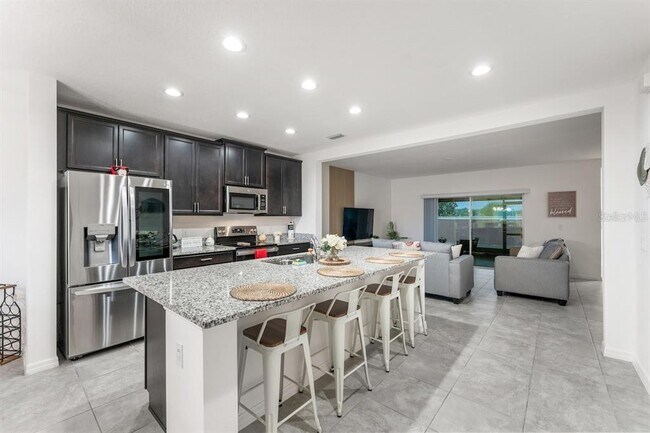 145 Claire Ln in Davenport, FL - Building Photo - Building Photo