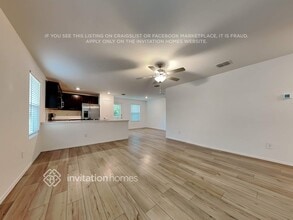 10637 Sewell Cir in Dallas, TX - Building Photo - Building Photo