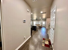 10341 NW 26th St in Oklahoma City, OK - Building Photo