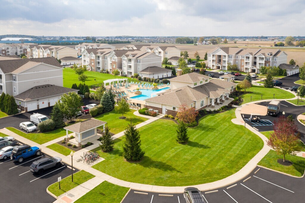 Waterstone Landing Apartments in Perrysburg, OH