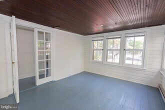 304 W German St in Shepherdstown, WV - Building Photo - Building Photo