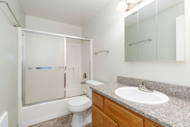 Autumn Oaks Apartments in Tigard, OR - Foto de edificio - Interior Photo