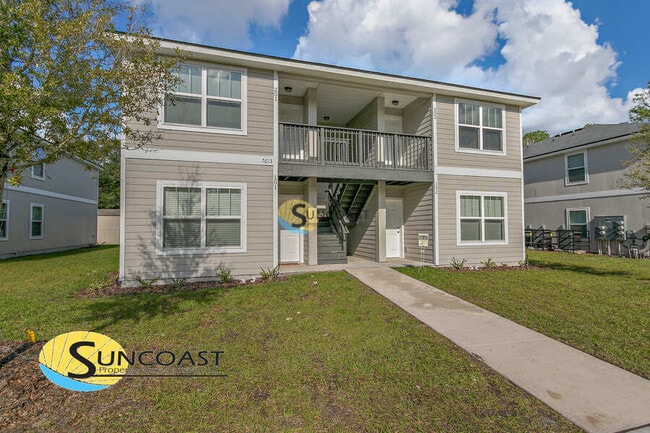 7655 Mailes Ct, Unit 202