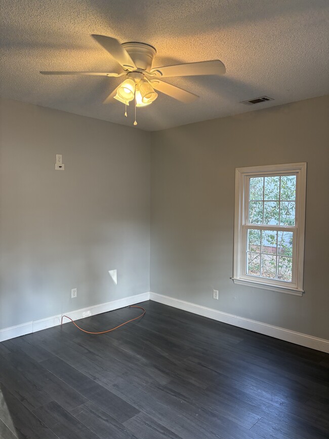 1717 Cherokee Rd in Florence, SC - Building Photo - Building Photo