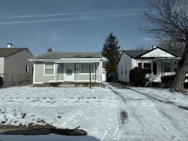 11099 Lozier Ave in Warren, MI - Building Photo