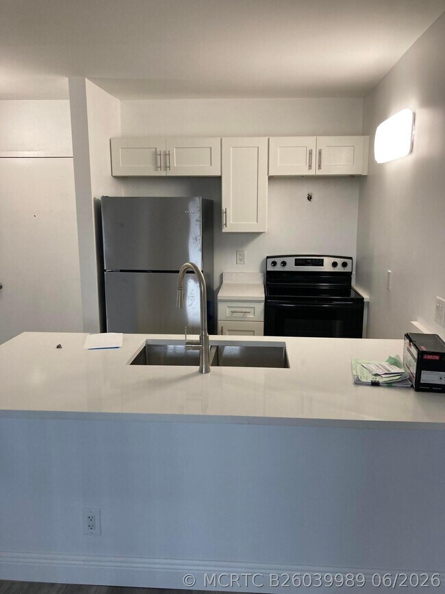 property at 2501 Riverside Dr
