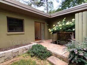 1876 Mason Mill Rd in Decatur, GA - Building Photo - Building Photo