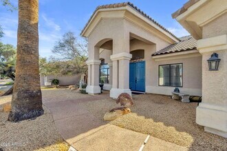 5431 E Shea Blvd in Scottsdale, AZ - Building Photo - Building Photo