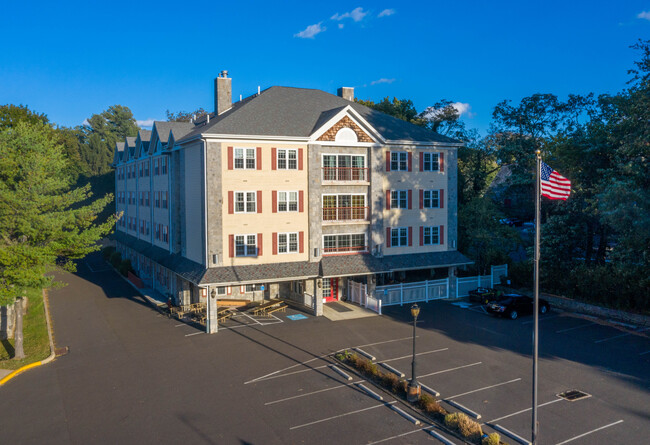 440 Old York Rd in Jenkintown, PA - Foto de edificio - Building Photo