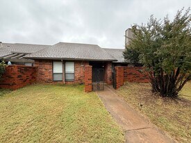 2831 E 81st Pl in Tulsa, OK - Building Photo