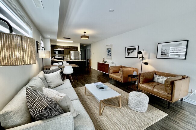 2 Cove Ct in Collingwood, ON - Building Photo - Building Photo