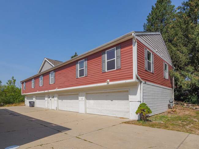 1402 Sutherland Ave, Unit 1402Sutherland in Kalamazoo, MI - Foto de edificio - Building Photo