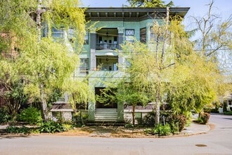 Baird Apartments in Seattle, WA - Foto de edificio - Building Photo