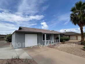 12642 W Skyview Dr in Sun City West, AZ - Building Photo - Building Photo