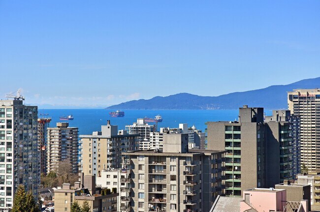 1160 Haro St in Vancouver, BC - Building Photo - Building Photo