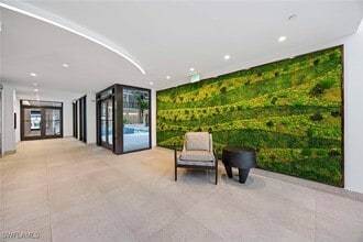 4031 Gulf Shore Blvd N in Naples, FL - Building Photo - Building Photo